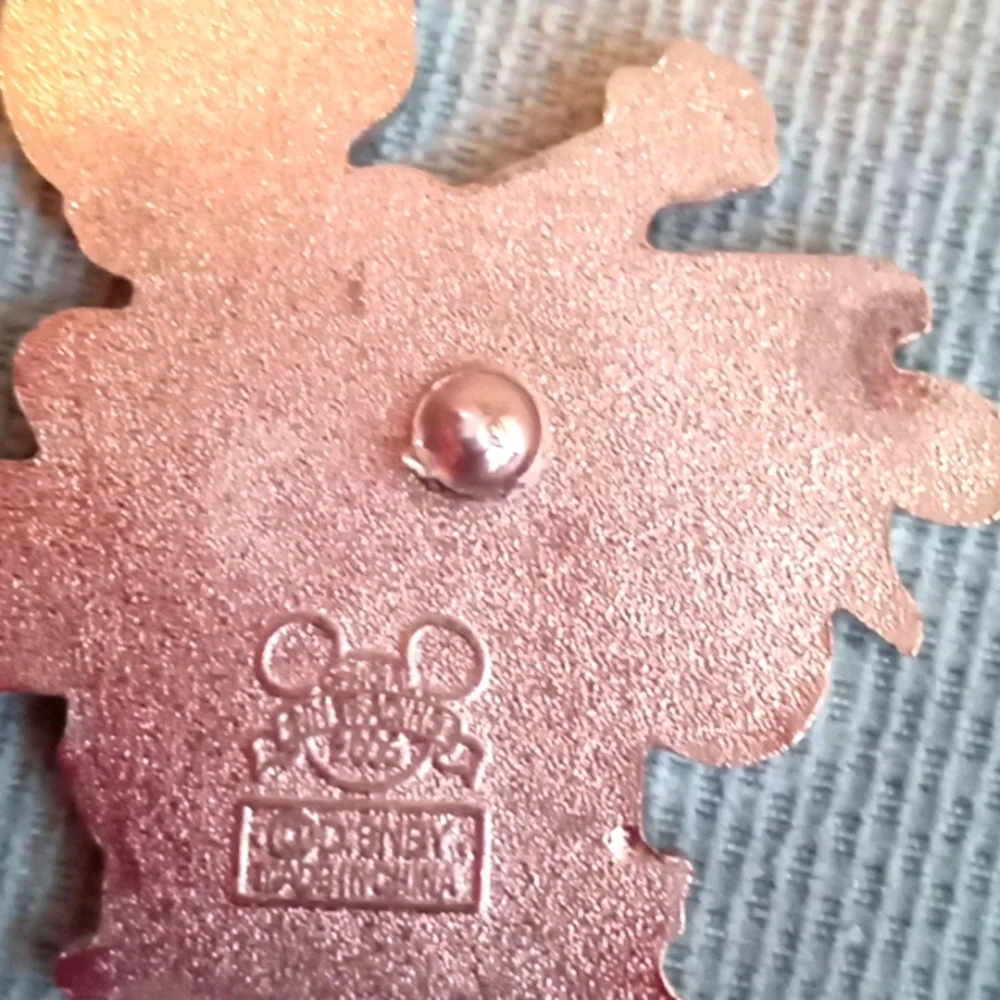 DISNEYLAND PIN FROM FRONTIER LAND🎸 - Picture 3 of 5